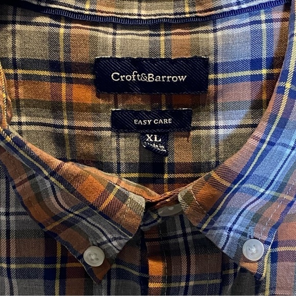 Croft & Barrow men's Size XL button down easy care brown plaid long sleeveshirt - Picture 3 of 5